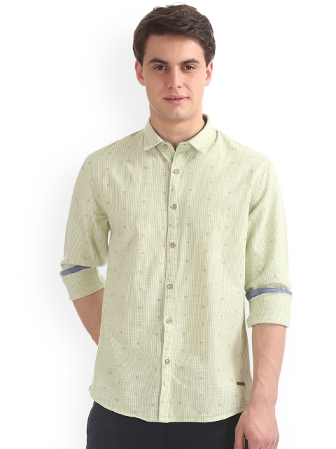

Cherokee Men Green Regular Fit Printed Casual Shirt