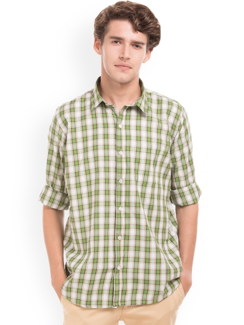 

Ruggers Men Green & White Regular Fit Checked Casual Shirt