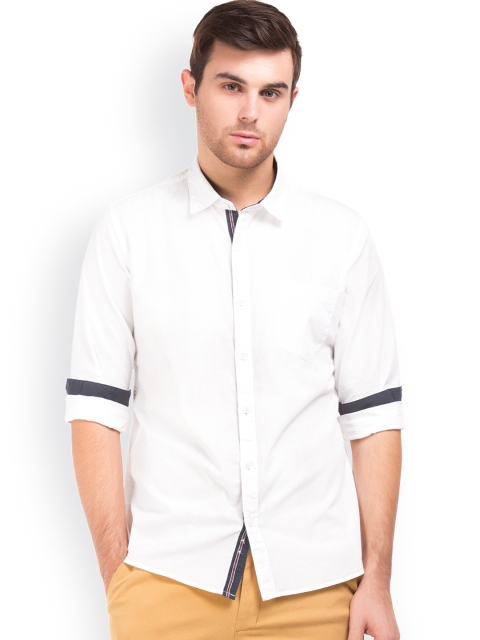 

Ruggers Men White Regular Fit Solid Casual Shirt