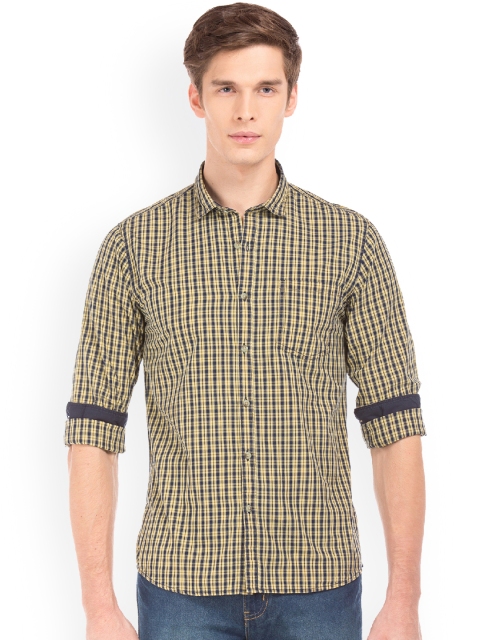 

Ruggers Men Yellow & Navy Blue Regular Fit Checked Casual Shirt