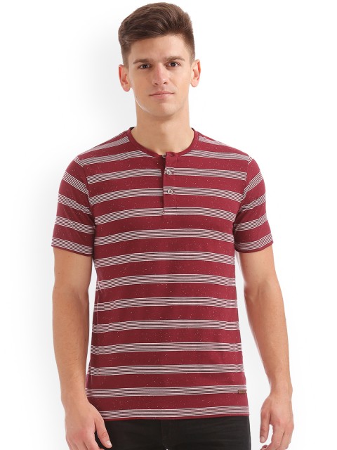 

Cherokee Men Red Striped Round Neck T-shirt