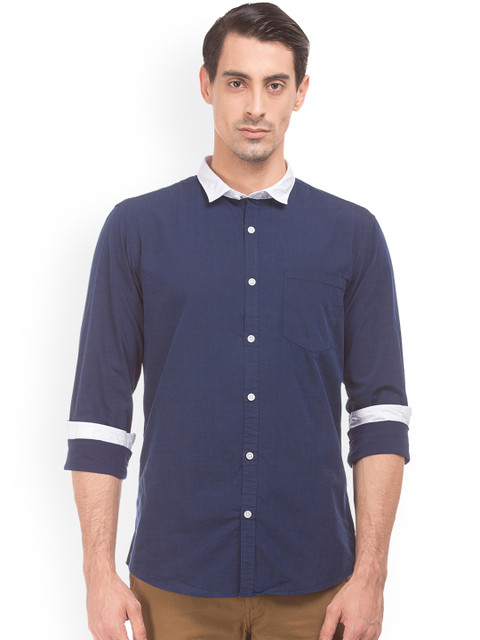 

Ruggers Men Blue Regular Fit Solid Casual Shirt