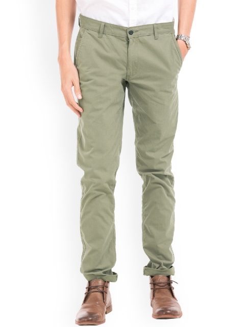 

Ruggers Men Green Regular Fit Solid Regular Trousers
