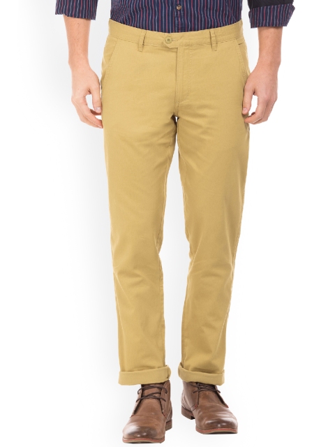 

Ruggers Men Yellow Slim Fit Solid Regular Trousers