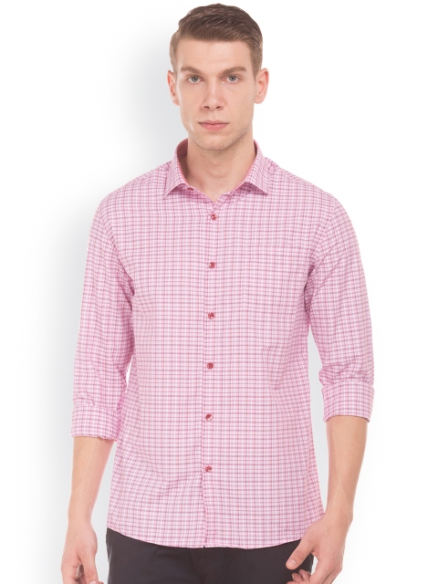 

Excalibur Men Pink Regular Fit Checked Casual Shirt