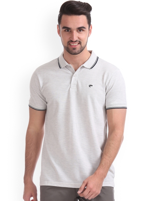 

Ruggers Men Off-White Solid Polo Collar T-shirt