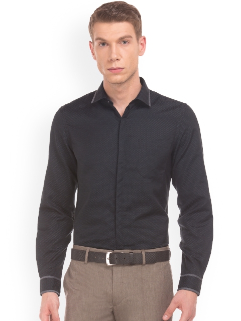 

Excalibur Men Black Slim Fit Printed Formal Shirt