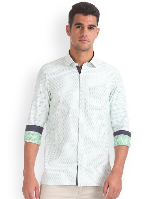 

Excalibur Men White & Green Regular Fit Printed Casual Shirt