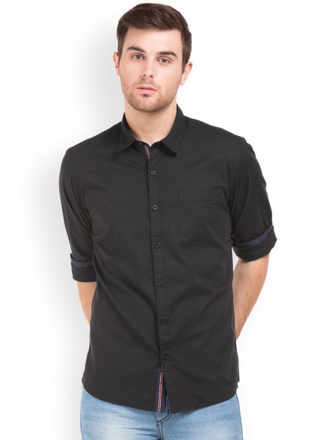 

Ruggers Men Black Regular Fit Solid Casual Shirt