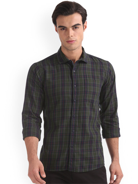 

Ruggers Men Green Regular Fit Checked Casual Shirt