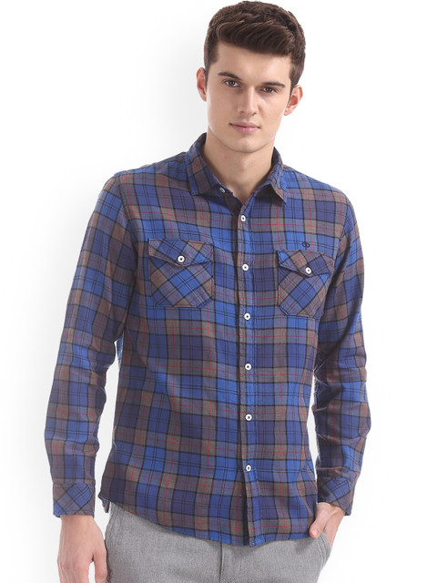 

Ruggers Men Blue Regular Fit Checked Casual Shirt