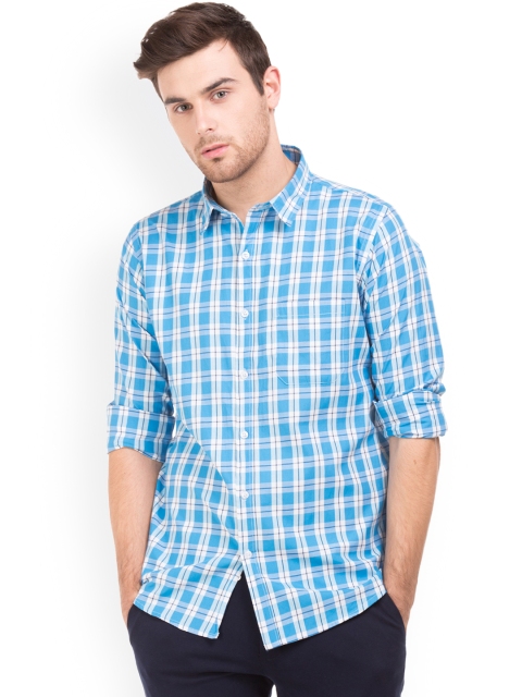

Ruggers Men Blue & White Regular Fit Checked Casual Shirt