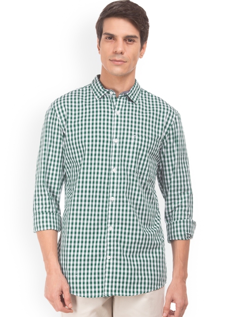 

Ruggers Men Green & White Regular Fit Checked Casual Shirt