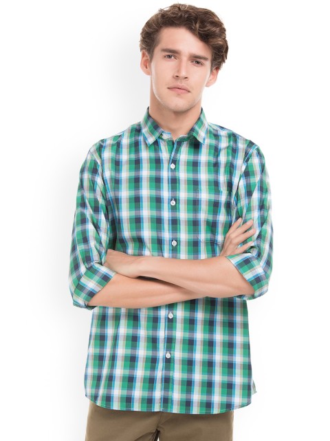 

Ruggers Men Green & Blue Regular Fit Checked Casual Shirt