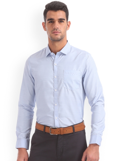

Excalibur Men Blue Regular Fit Solid Casual Shirt