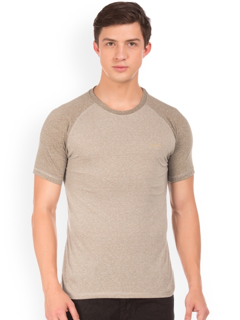 

Cherokee Men Beige Solid Round Neck T-shirt