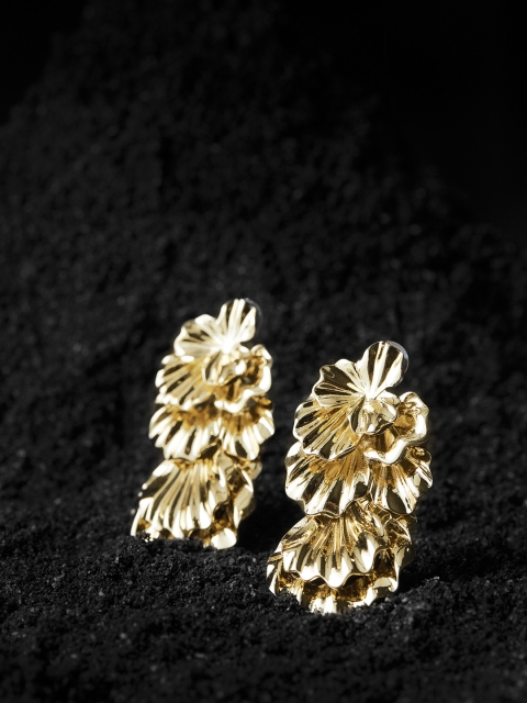 

shaze Gold-Plated Floral Drop Earrings