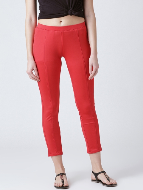 

Devis Women Red Solid Skinny-Fit Jeggings