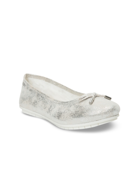 

Bugatti Women Off-White Solid Leather Ballerinas