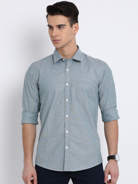 

Crocodile Men Green Slim Fit Solid Casual Shirt