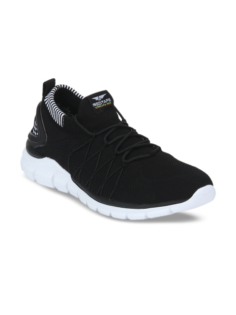 Red Tape Men Black Walking Shoes