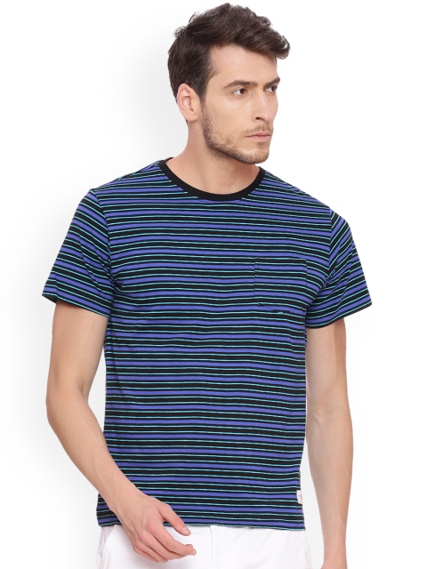 

Soul Space Men Black & Blue Striped Round Neck T-shirt