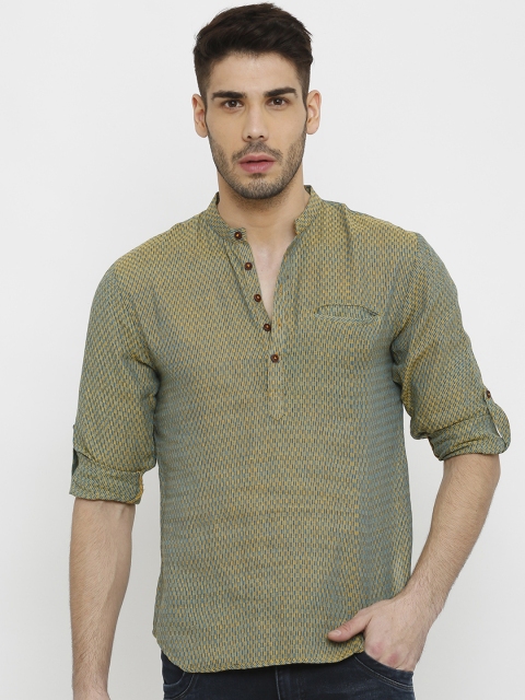 

SALWAR STUDIO Men Green Woven Design Straight Kurta