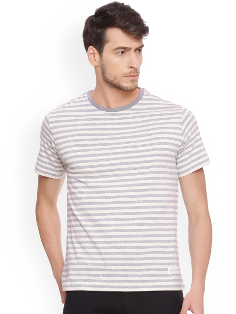 

Soul Space Men Off-White Striped Round Neck T-shirt