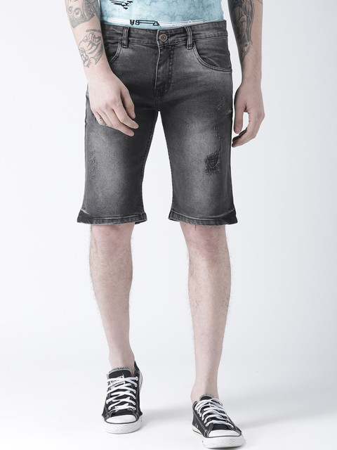 

CINOCCI Men Black Solid Slim Fit Regular Shorts