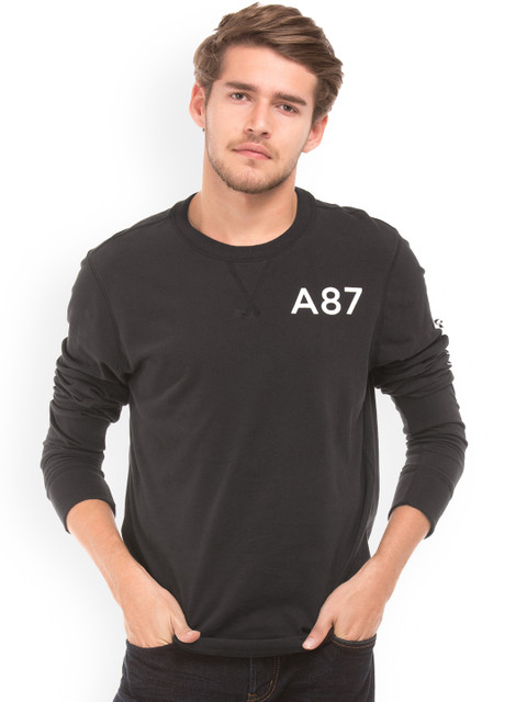 

Aeropostale Men Black Solid Round Neck T-shirt