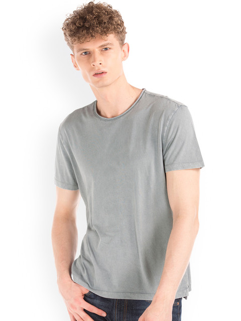 

GAP Men Grey Roll Neck Tee