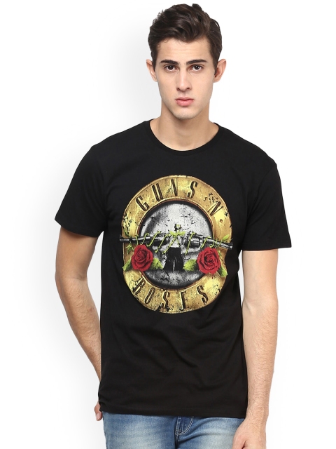 

Free Authority Men Black Guns & Roses Printed T-shirt