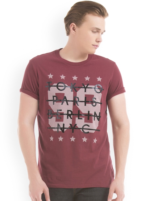 

Aeropostale Men Red Printed Round Neck T-shirt