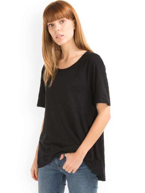 

GAP Black Women Relaxed Slub Pocket Tee