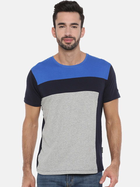 

Braveo Men Blue Colourblocked Round Neck T-shirt