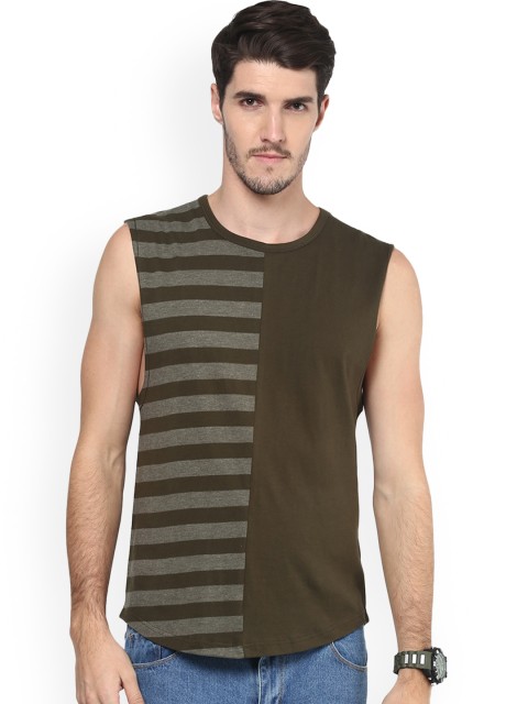 

Hypernation Men Green Striped Round Neck T-shirt