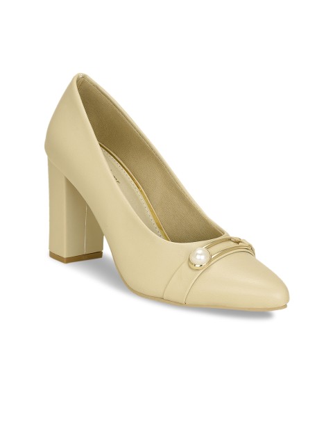 

Get Glamr Women Beige Solid Pumps