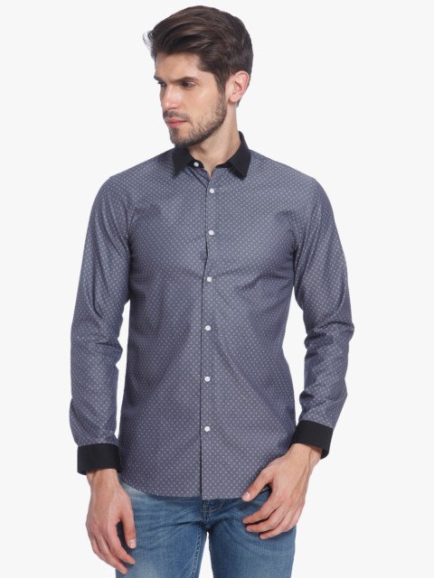 

Grey Solid Slim Fit Casual Shirt