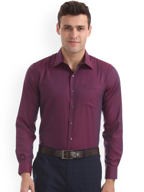 

Arrow Men Purple Slim Fit Solid Casual Shirt
