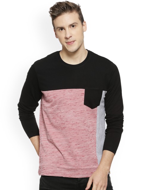 

Campus Sutra Men Black Colourblocked Round Neck T-shirt