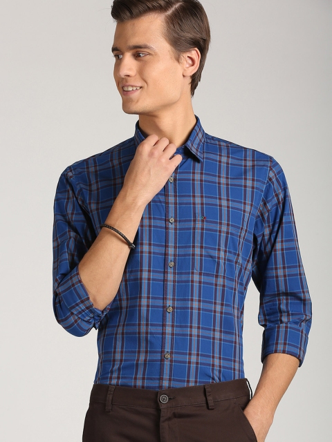 

Peter England Casuals Men Blue & Red Slim Fit Checked Casual Shirt