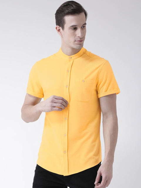 

Club York Men Yellow Slim Fit Solid Casual Shirt