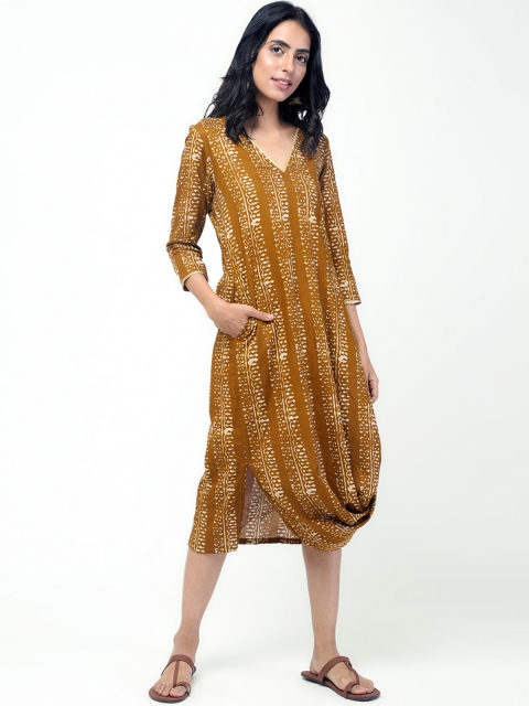 

trueBrowns Women Tan Printed Fit and Flare Dress