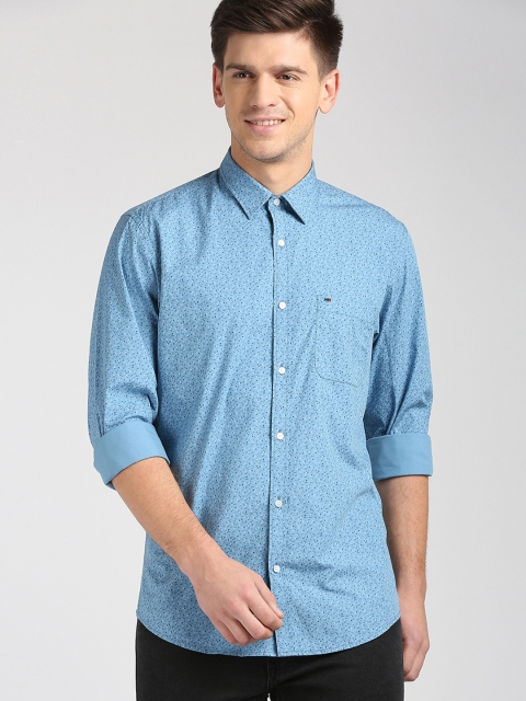 

Peter England Casuals Men Blue Slim Fit Printed Casual Shirt