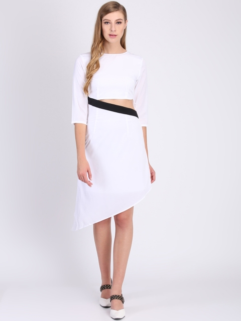 

Heather Hues Women White Solid Sheath Dress