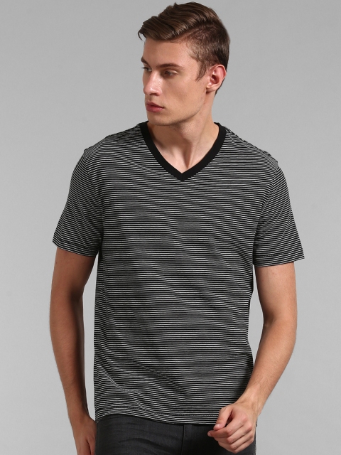 

GAP Men Black & White Essential Striped Short Sleeve V-Neck T-Shirt