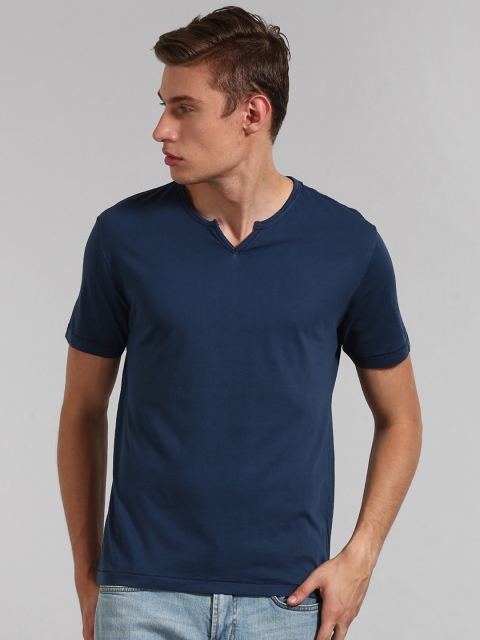 

GAP Men Blue Essential Short Sleeve Notch T-Shirt