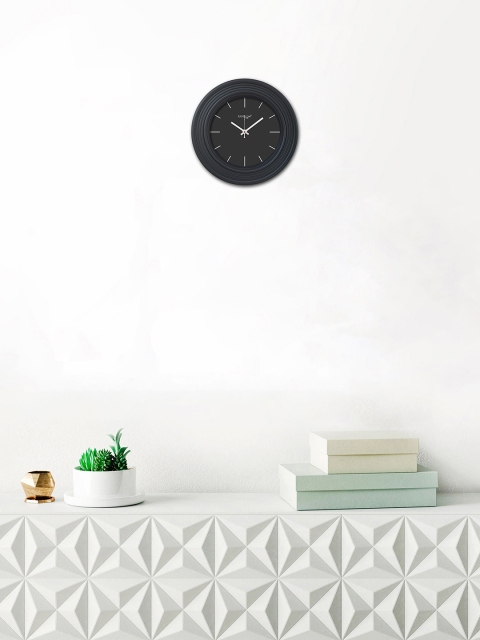 

RANDOM Black Round Solid Analogue Wall Clock RC-6356