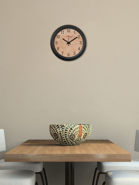 

RANDOM Brown Round Solid Analogue Wall Clock
