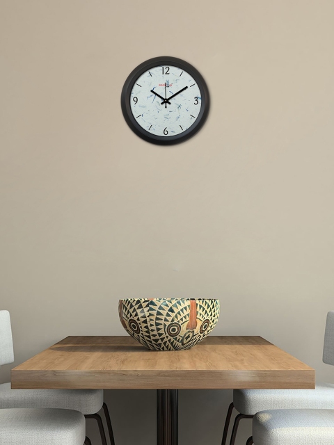 

RANDOM Blue Round Solid Analogue Wall Clock